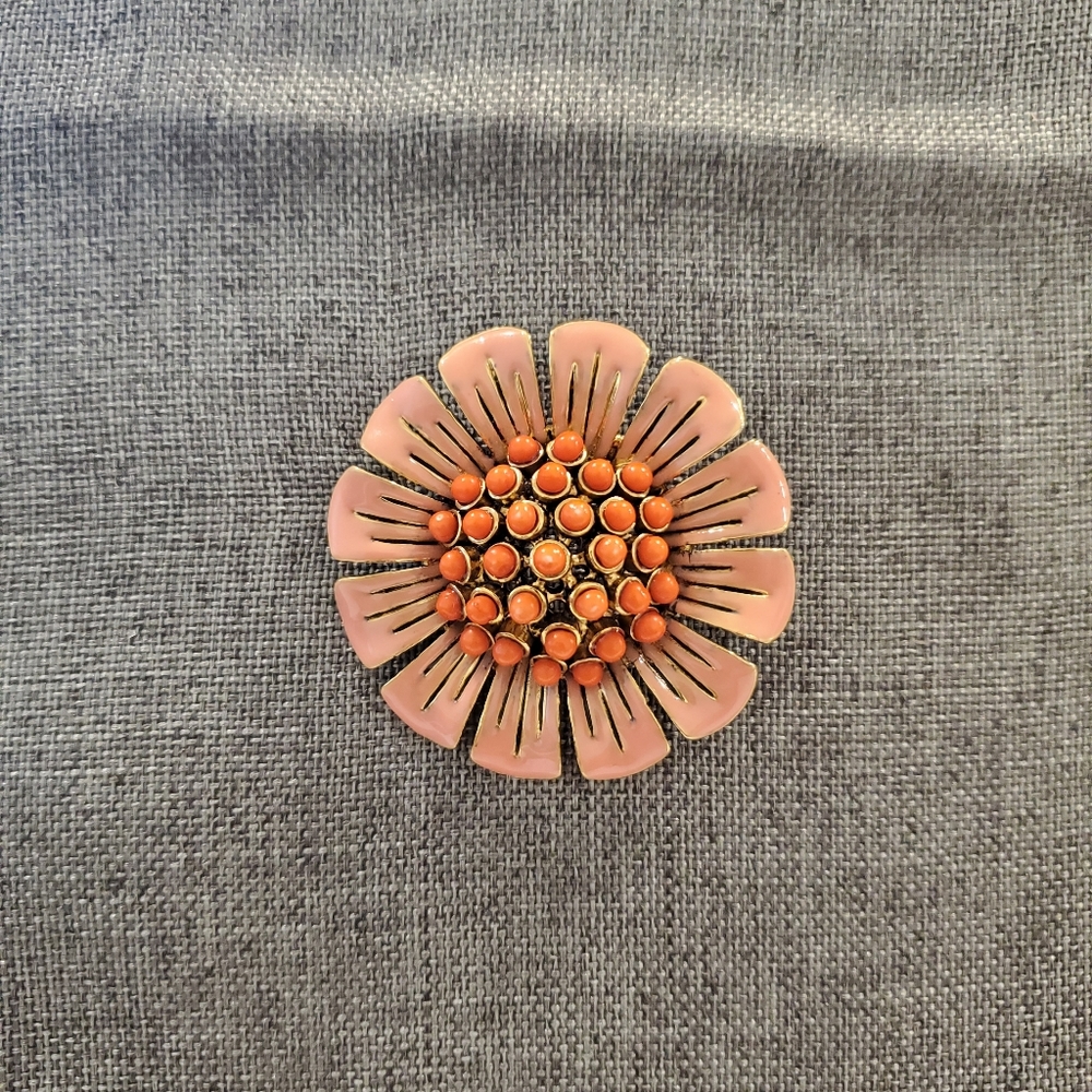 Goldtone and Peach Enamel Flower Brooch